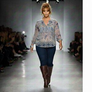 1XL Chic Blue Floral Patterned‎ Women's Blouse